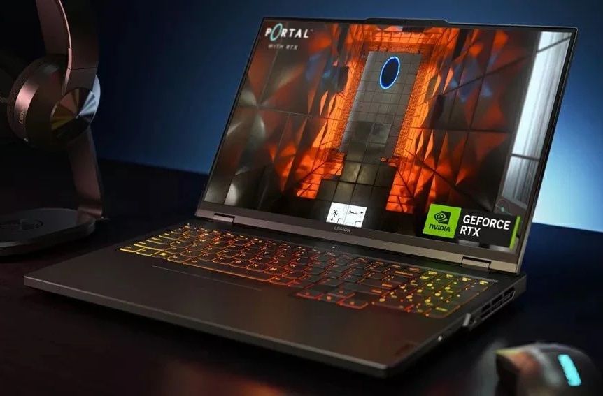 2023_Lenovo_Legion_Pro_5_Gen_8_gaming_laptop_RTX_4070_AMD_2